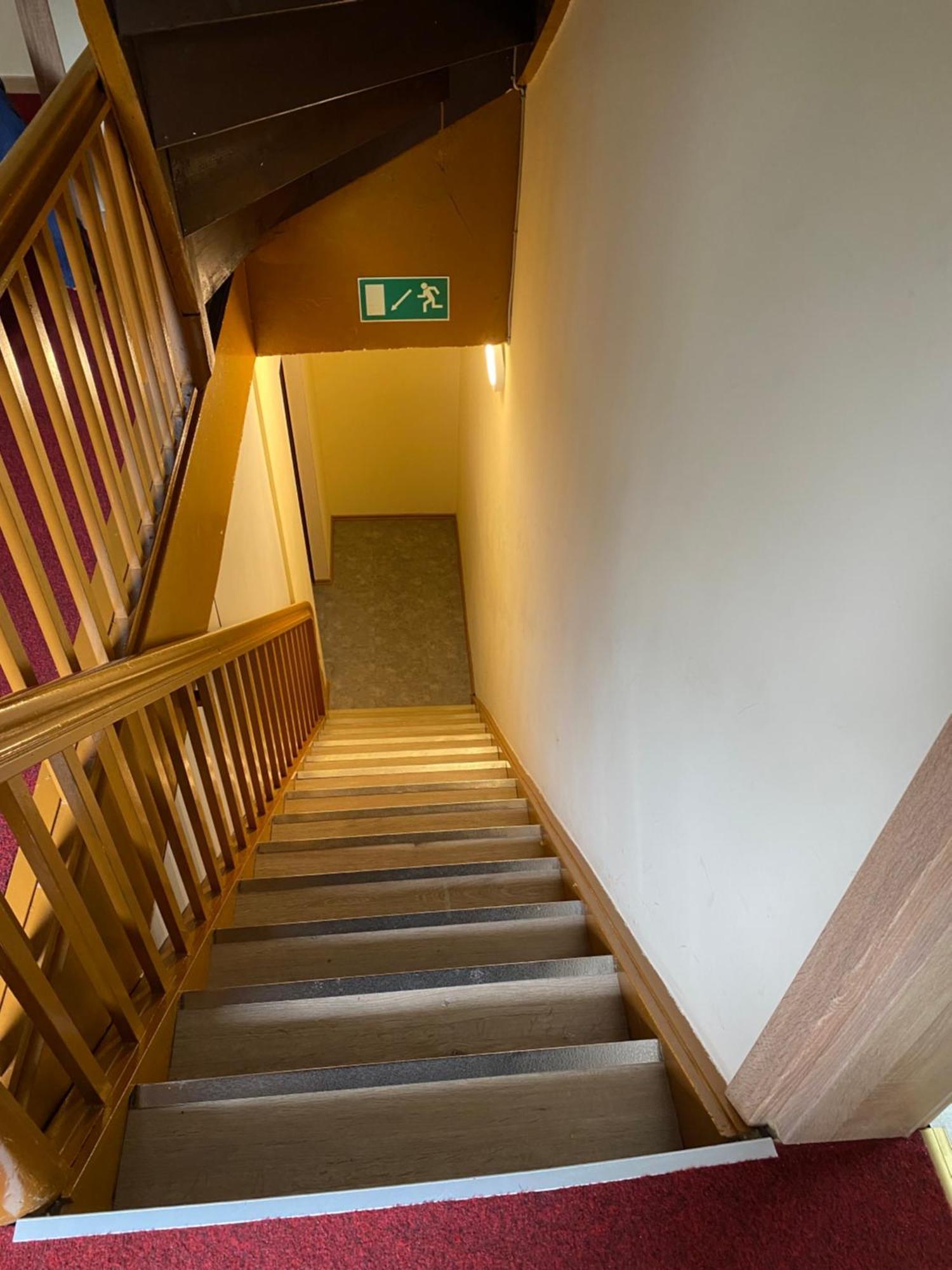Apartments Am Bahnhof Зиген Екстериор снимка