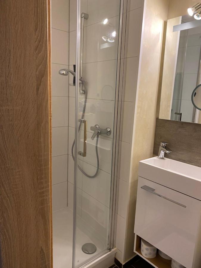 Apartments Am Bahnhof Зиген Екстериор снимка