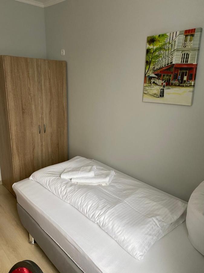 Apartments Am Bahnhof Зиген Екстериор снимка