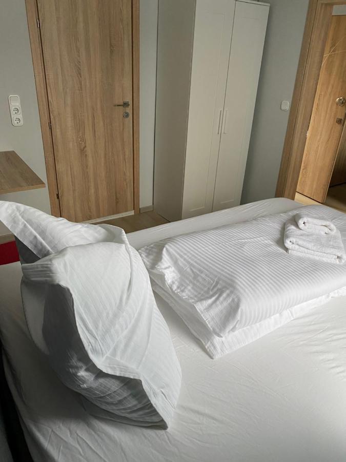 Apartments Am Bahnhof Зиген Екстериор снимка