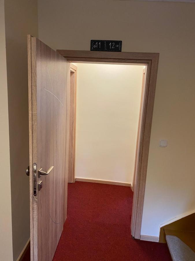 Apartments Am Bahnhof Зиген Екстериор снимка
